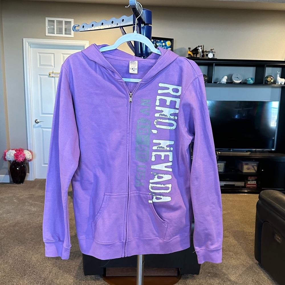 Reno Nevada NWOT lavender full zip hooded sweatshirt jacket. Size XL